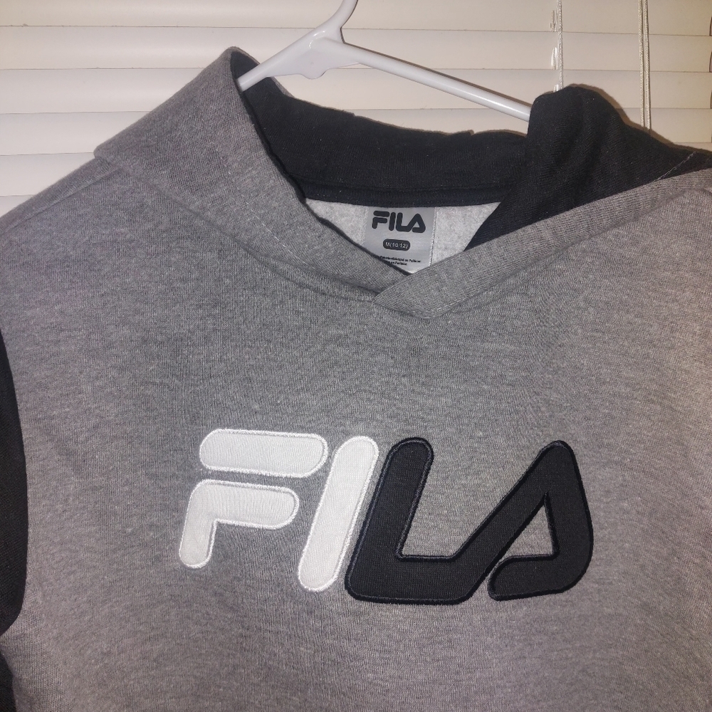 Unisex Kids Size M Grey Fila hoodie with bold logo #streetwear - Picture 3 of 5